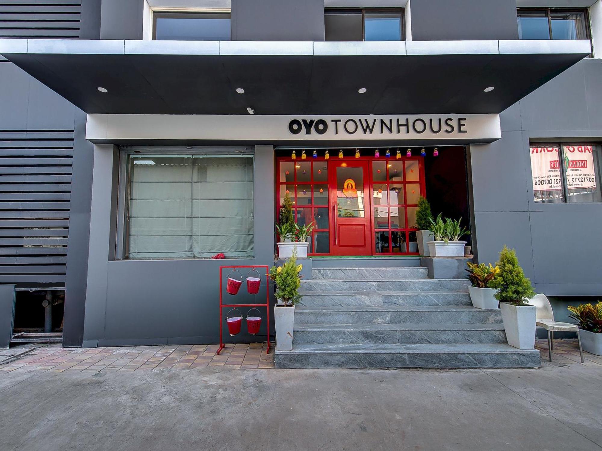 Phursungi Oyo Townhouse 048 Hadapsar酒店 外观 照片