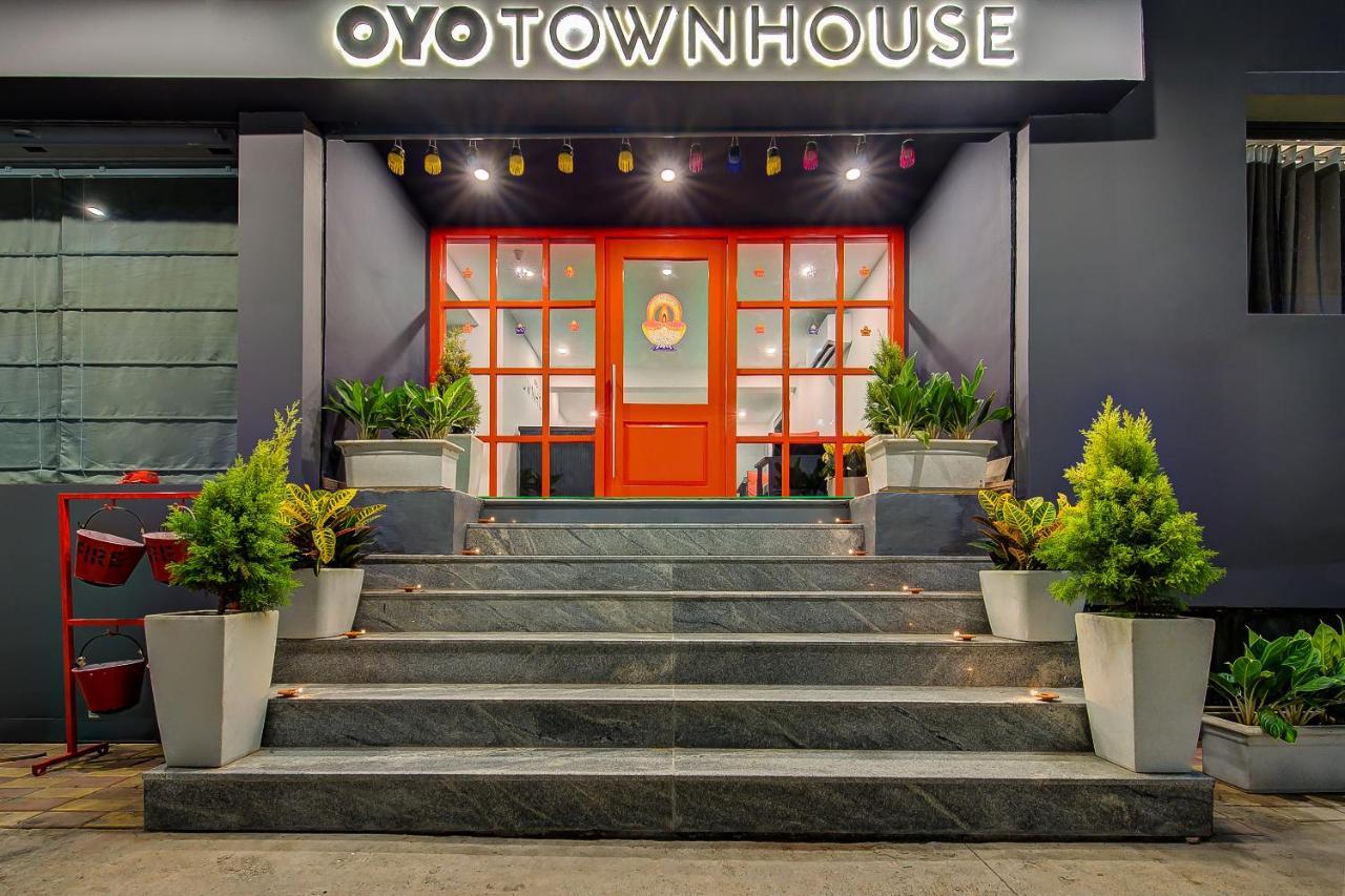 Phursungi Oyo Townhouse 048 Hadapsar酒店 外观 照片